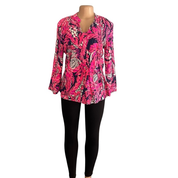 Lilly Pulitzer Sarasota Tunic Long Sleeve Vneck Blouse A Jungle in Here Print - Picture 2 of 9